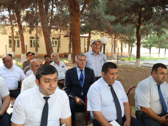 Samuxda Alabaşlı qəsəbə sakinləri ilə səyyar görüş keçirilib.