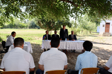 Samux Rayon İcra Hakimiyyətinin başçısı Qaraarx qəsəbəsində vətəndaşlarla növbəti səyyar görüş keçirib