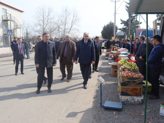 Samux rayonunda ərzaq və kənd təsərrüfatı məhsullarının satışı üçün “Bayram yarmarkası” təşkil edildi.