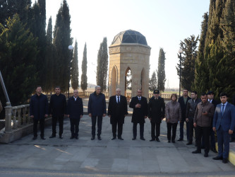 Xocalı soyqırımı qurbanlarının xatirəsi bir dəqiqəlik sükutla yad edildi.