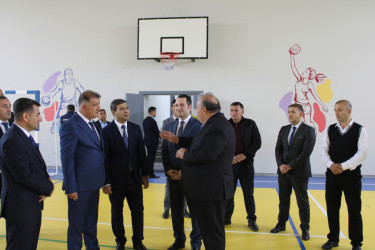 Heydər Əliyev Fondu tərəfindən Samux rayonunun Alıuşağı kəndində yeni inşa olunan tam orta məktəb binası istifadəyə verilib.