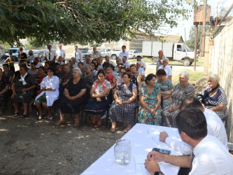 Samuxda Bağbanlar kənd sakinləri ilə növbəti səyyar görüş keçirildi.