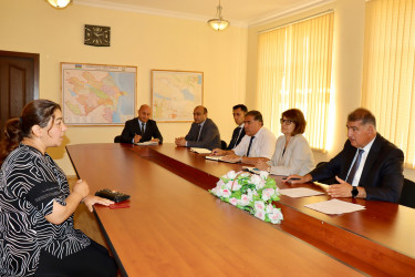 Novbəti dəfə müraciət edən sakinlərin fərdi müraciət və təklifləri dinlənilib