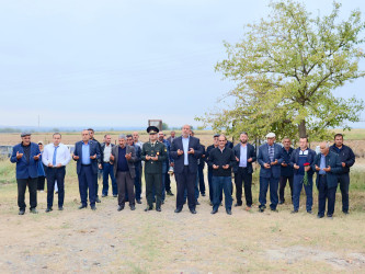 Vətən müharibəsi şəhidi Dostuyev Elçin Murad oğlunun əziz xatirəsi şəhadətinin il dönümündə böyük ehtiramla yad edilib.