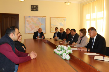 Sakinlərin fərdi olaraq müraciət və təklifləri yenidən dinlənilib.