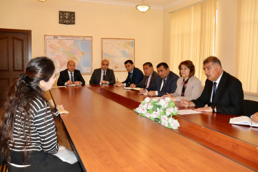 Samuxda  sakinlərin fərdi olaraq müraciət və təklifləri dinlənilib