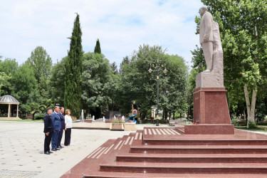 Samuxda “23 İyun – Dövlət Qulluqçularının Peşə Bayramı Günü” münasibətilə tədbir keçirilib.