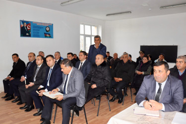 Poylu kənd sakinləri ilə səyyar görüş keçirilib.