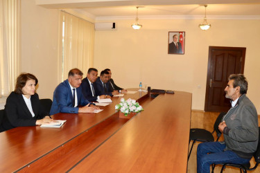 Samux RİH-də növbəti dəfə rayon sakinlərinin fərdi qaydada müraciət və təklifləri dinlənilib