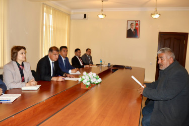 Samuxda  sakinlərin fərdi olaraq müraciət və təklifləri dinlənilib