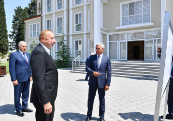 Prezident İlham Əliyev Samuxda inşa olunan Sərkar kənd uşaq musiqi məktəbinin yeni binasının açılışında iştirak edib