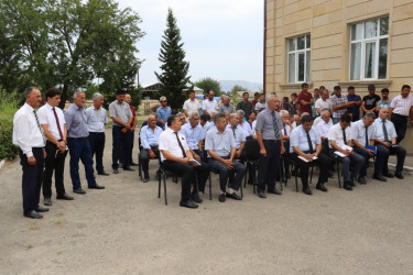 Samux Rayon İcra Hakimiyyətinin başçısı Alı Qocayevin rayonun Poylu kənd sakinləri ilə növbəti səyyari görüşü keçirildi.