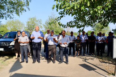 Samux rayonu Qovlarsarı kəndindən olan 44 günlük Vətən müharibəsi şəhidi Sadıqzadə Emil Əziz oğlunun əziz xatirəsi doğum günündə böyük ehtiramla yad edildi.