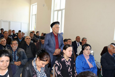 Samux rayonunun Qaraağaclı qəsəbə sakinləri ilə növbəti səyyar görüş keçirilib.