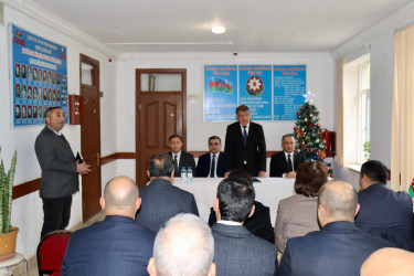 Samux Rayon İcra Hakimiyyətinin başçısı Firdovsi Əliyev rayonun Zazalı kənd tam orta məktəbinin binasında kənd sakinləri ilə səyyar görüş keçirib.