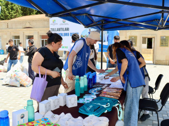 Vətəndaşların böyük marağına səbəb olan “Tullantıları hədiyyələrə dəyiş” tədbiri Samuxda keçirilib.